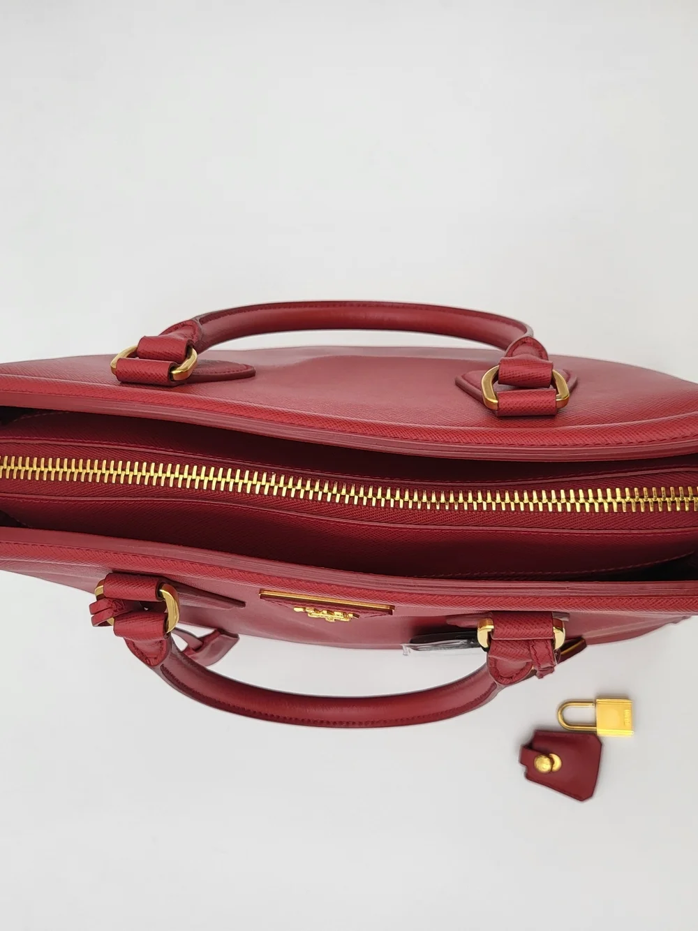 Prada Red Saffiano Parabole Handbag RossoPelle. Authentic w/COA..